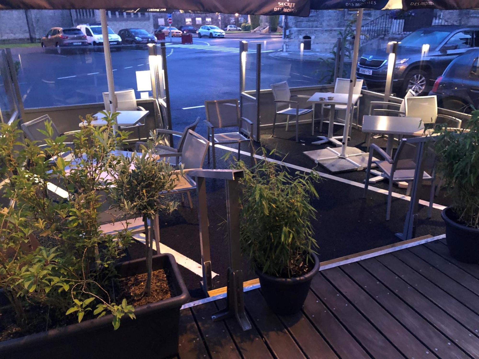 ברגו Hotel - Restaurant Au Tonnelier מראה חיצוני תמונה