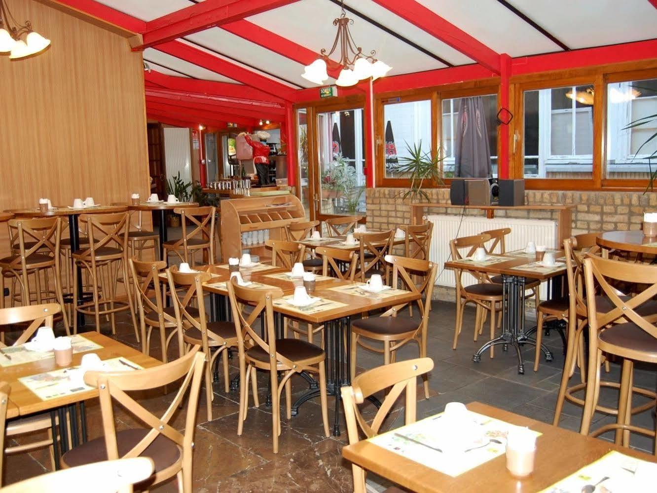 ברגו Hotel - Restaurant Au Tonnelier מראה חיצוני תמונה